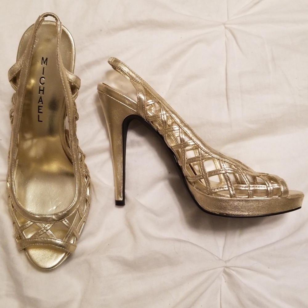 💛Gold Peep Toe Heels